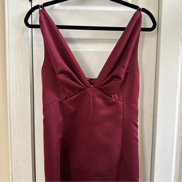 princess polly baby blue dress Vera Wang Burgundy Gown Dress size 8 sexy is available for purchase on au  PAY Market - Imported Goods Online Store Co.Ltd. | au PAY Market